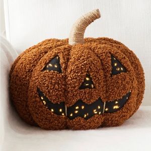 🎃🎃 Pottery Barn Light Up Jack-o’-Lantern Pumpkin Pillow
